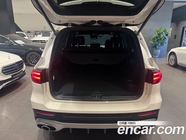 Mercedes-Benz GLB-Class 2024 — ფოტო 11/18