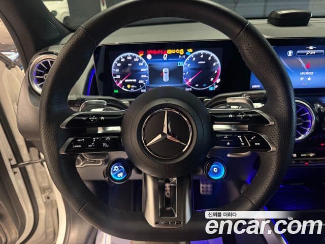 Mercedes-Benz GLB-Class 2024 — ფოტო 13/18