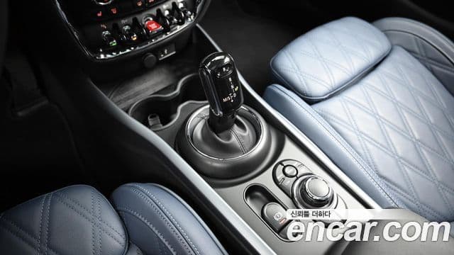 Mini Cooper S Clubman 2023 — ფოტო 9/20