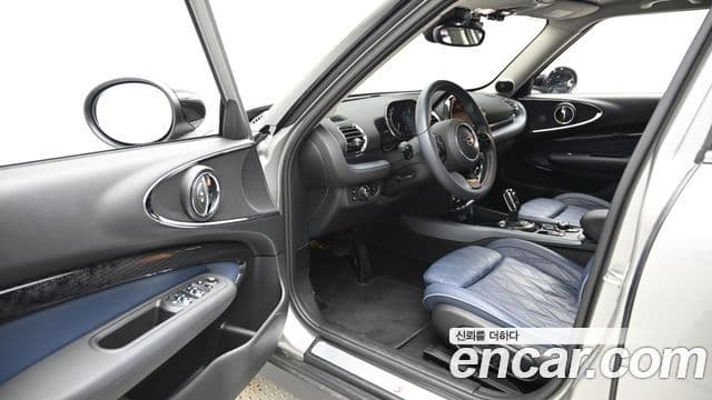 Mini Cooper S Clubman 2023 — ფოტო 11/20