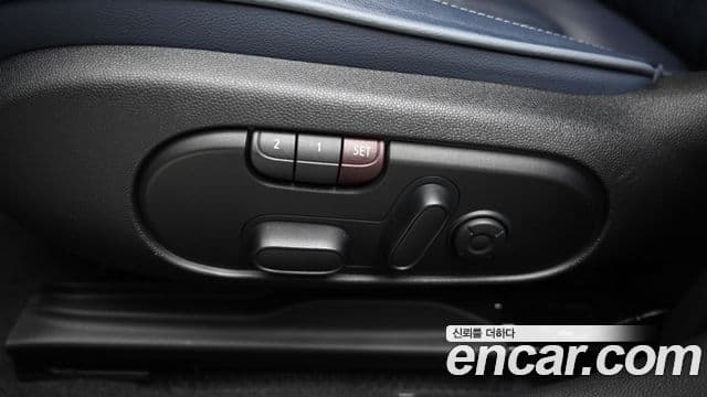 Mini Cooper S Clubman 2023 — ფოტო 16/20
