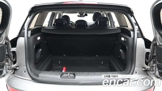 Mini Cooper S Clubman 2023 — ფოტო 20/20