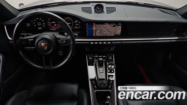 Porsche 911 2020 — Photo 12/31