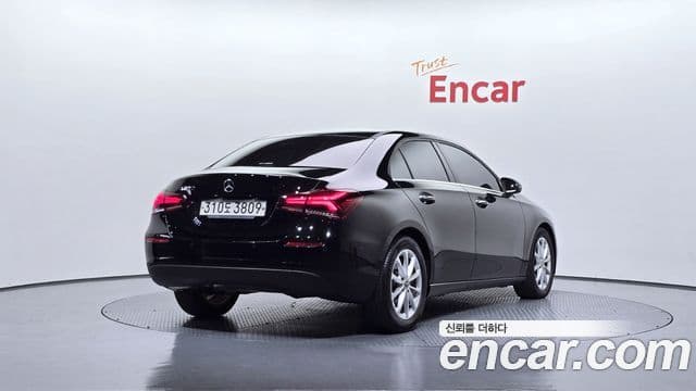 Mercedes-Benz A-Class 2020 — Photo 22/30