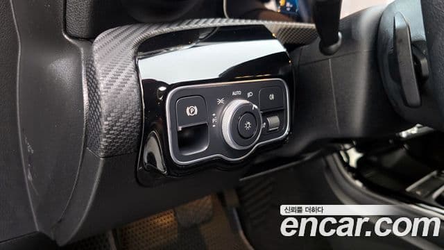 Mercedes-Benz A-Class 2020 — Photo 5/30