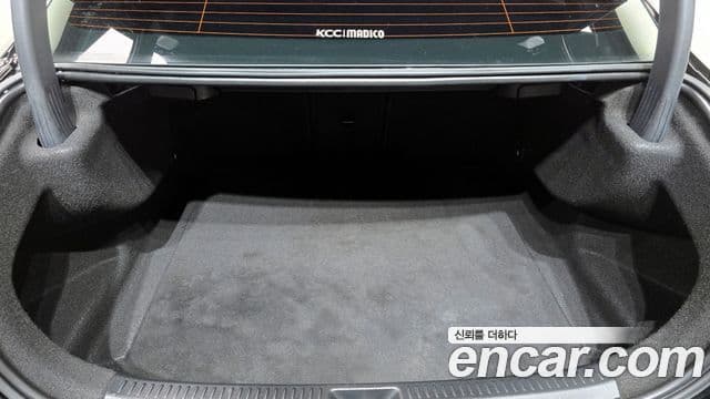 Mercedes-Benz A-Class 2020 — Photo 12/30