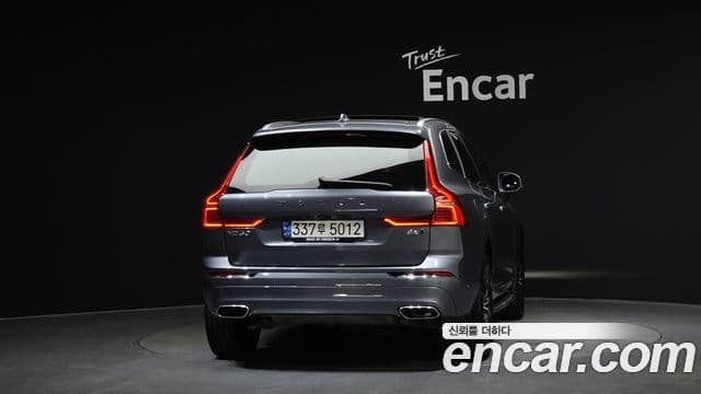 Volvo XC60 2021 — Şəkil 4/20