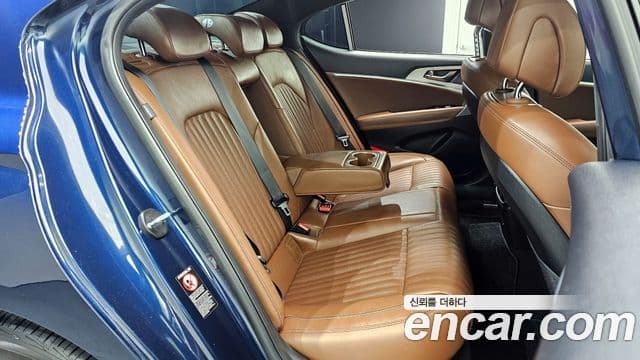 Genesis G70 2019 — Şəkil 24/35