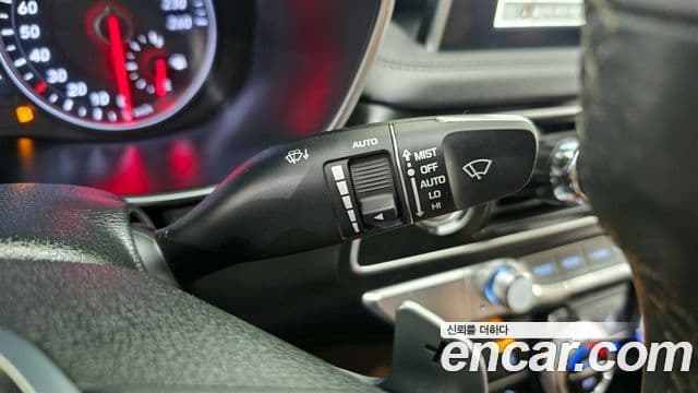 Genesis G70 2019 — Şəkil 13/35