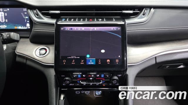 Jeep Grand Cherokee 2023 — ფოტო 14/20