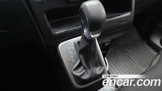 Hyundai Staria 2022 — Şəkil 9/20