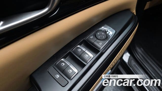 Kia Carnival 2022 — фото 20 из 20
