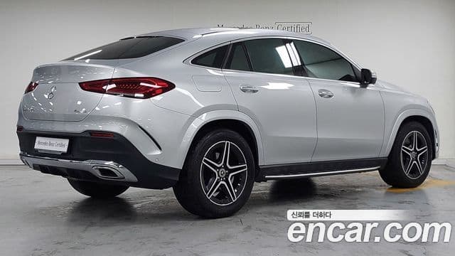 Mercedes-Benz GLE-Class 2021 — Фото 1/20