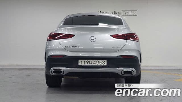 Mercedes-Benz GLE-Class 2021 — Фото 3/20