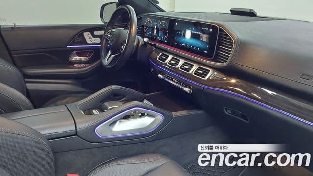 Mercedes-Benz GLE-Class 2021 — Фото 13/20