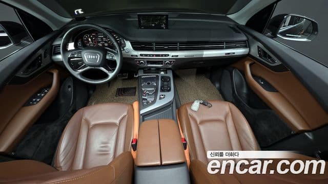 Audi Q7 2019 — Şəkil 7/20