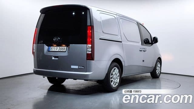 Hyundai Staria 2024 — Şəkil 2/20