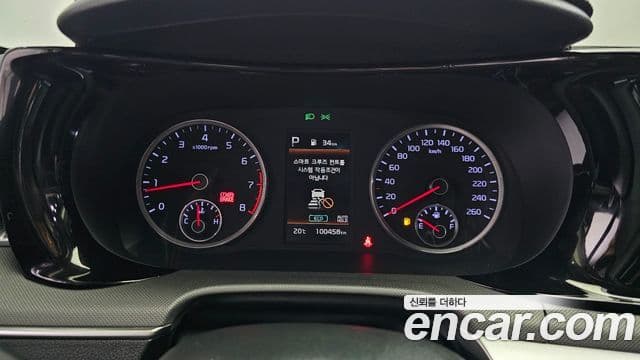 Kia K5 2020 — ფოტო 8/20