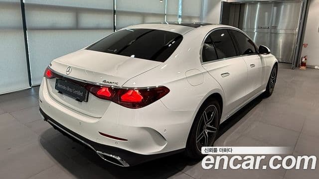 Mercedes-Benz E-Class 2025 — Şəkil 1/17
