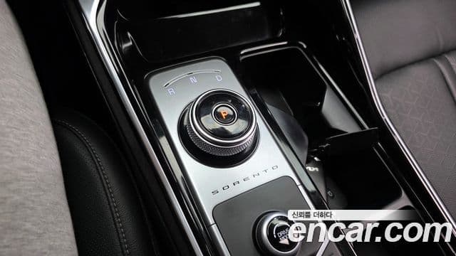 Kia Sorento 2021 — фото 9 из 20