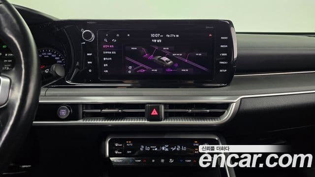 Kia K5 2021 — Şəkil 15/20