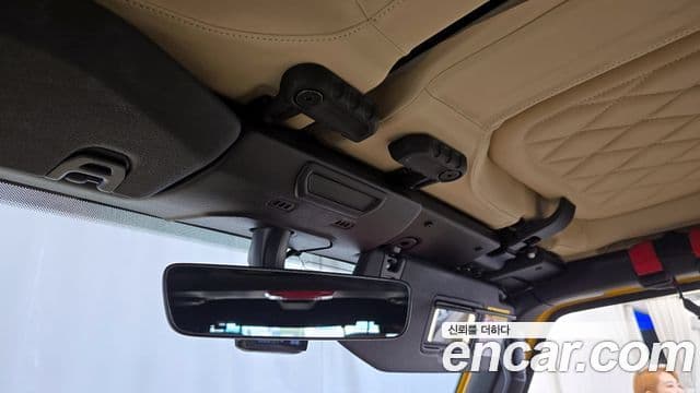 Jeep Wrangler 2020 — Şəkil 25/30