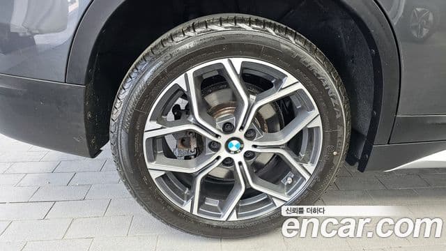 BMW X1 2020 — ფოტო 5/20
