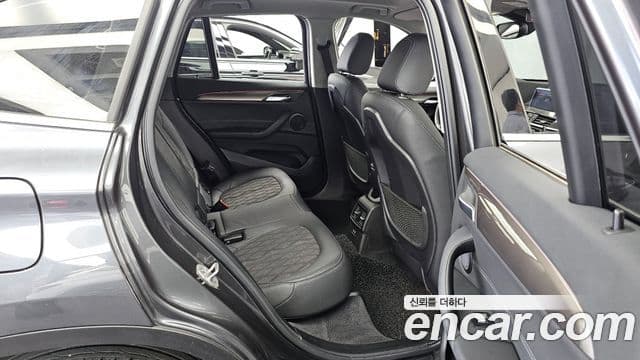 BMW X1 2020 — ფოტო 12/20
