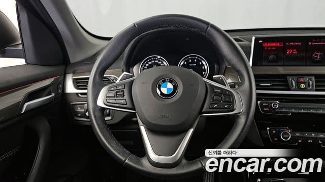 BMW X1 2020 — ფოტო 13/20