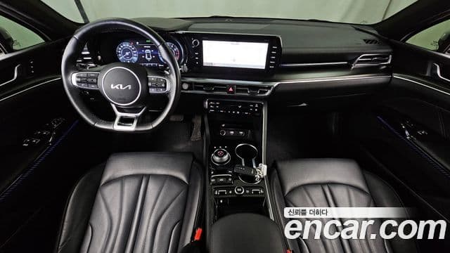 Kia K5 2023 — Şəkil 7/20