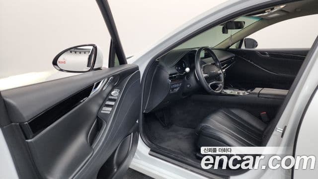 Genesis Electrified G80 2022 — Şəkil 10/20