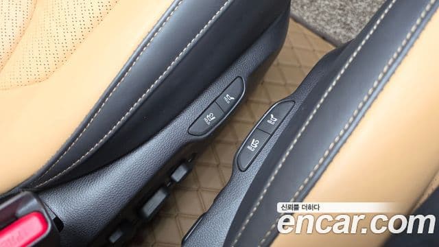 Kia Carnival 2022 — Фото 16/20