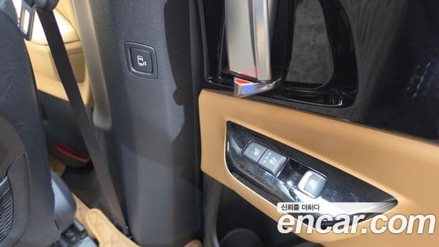 Kia Carnival 2022 — Фото 17/20