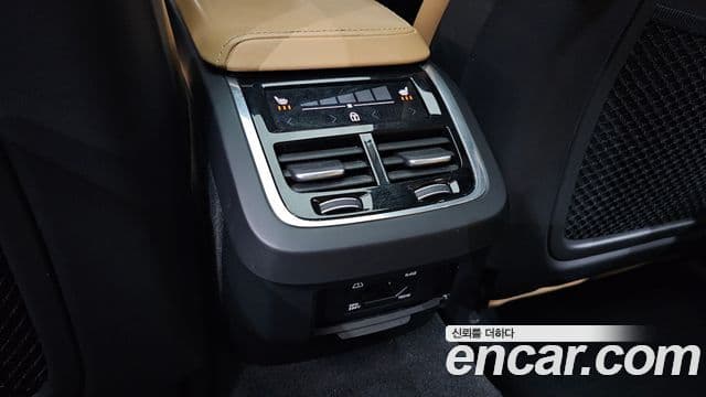 Volvo V60 Cross Country 2020 — Şəkil 19/20