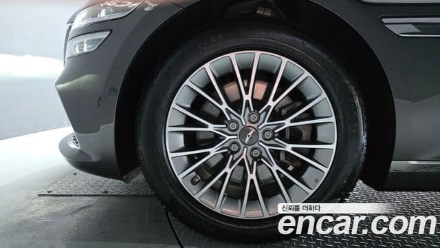 Genesis Electrified G80 2023 — фото 5 из 20