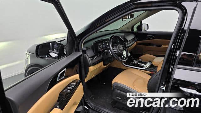 Kia Carnival 2022 — Фото 8/20