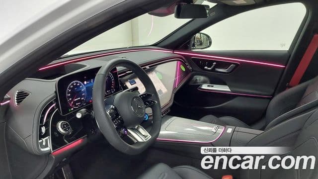 Mercedes-Benz E-Class 2025 — Фото 13/20