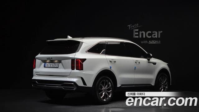 Kia Sorento 2022 — Фото 2/20
