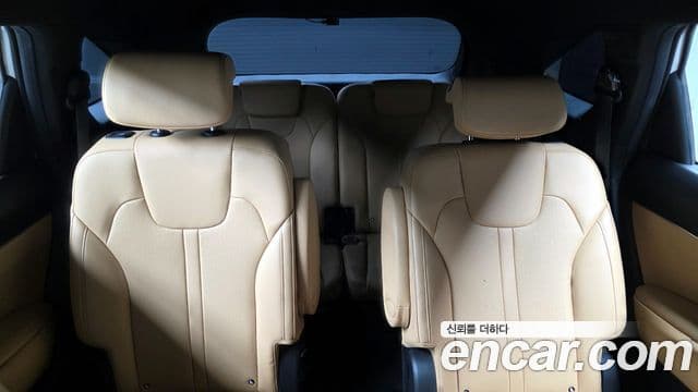Kia Sorento 2022 — Фото 11/20