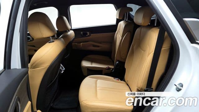 Kia Sorento 2022 — Фото 14/20
