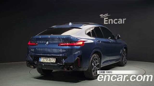 BMW X4 2022 — Photo 13/20