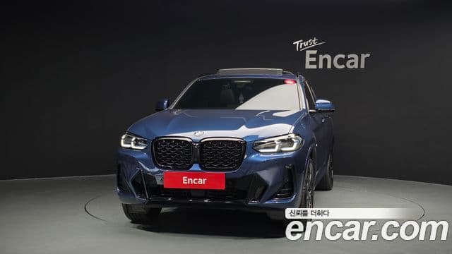 BMW X4 2022 — Photo 10/20
