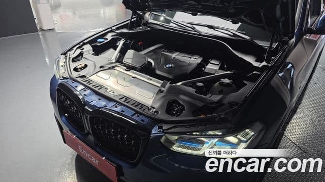 BMW X4 2022 — Photo 17/20