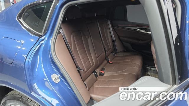 BMW X4 2022 — Photo 2/20
