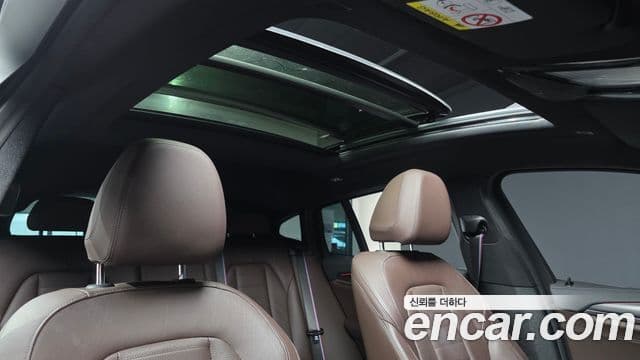 BMW X4 2022 — Photo 14/20