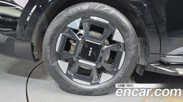 Kia Carnival 2021 — Photo 19/20