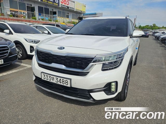 Kia Seltos 2020 — фото 9 из 20