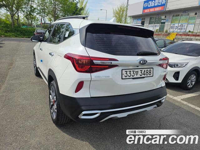 Kia Seltos 2020 — фото 3 из 20