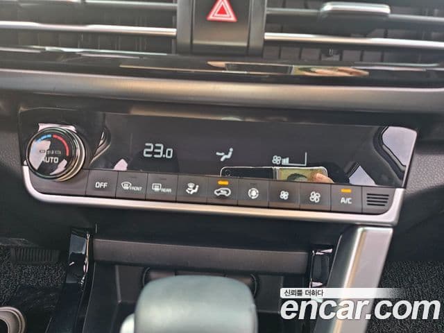 Kia Seltos 2020 — фото 12 из 20