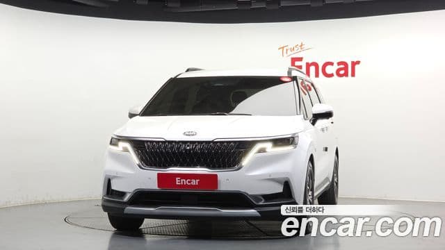 Kia Carnival 2021 — Фото 3/20